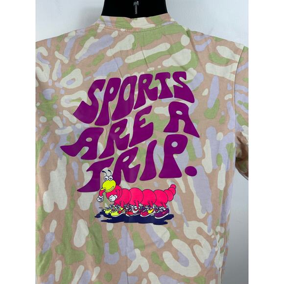 Nike Camo “Sports are a trip” Graphic T-Shirts Size Medium - Picture 8 of 9